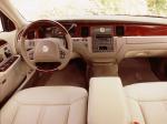 Lincoln Town Car 2003 года
